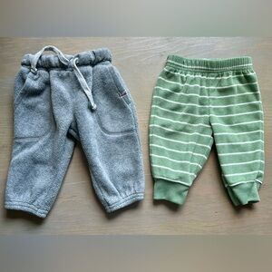 🦋(2) Carter's Fleece Pants